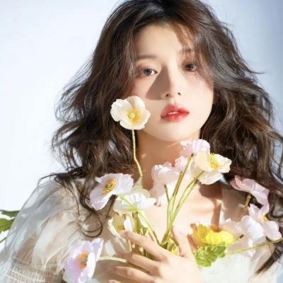 妮娜的一切